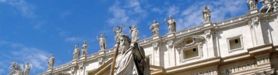cropped-stpaul_statue_with_stpeter_basilica1.jpg